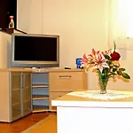 Apartment Meli *