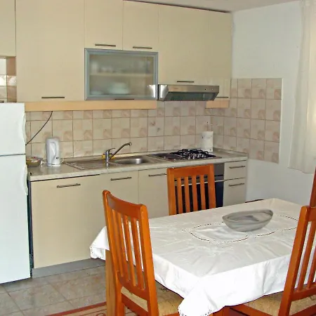 Meli Apartment